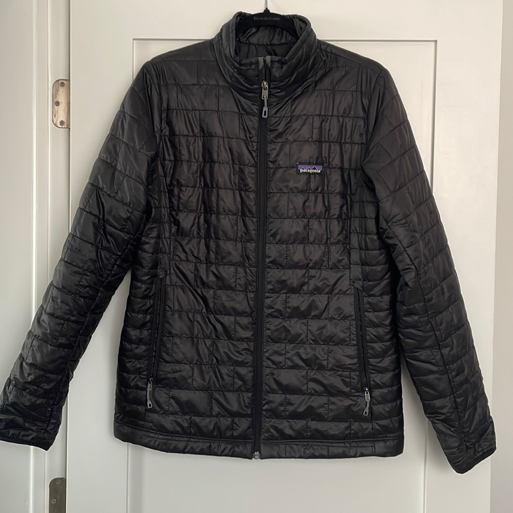 Patagonia nano puff jacket